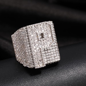 Anillo Personalizado con Letra y Número | Anillo Hip Hop con Incrustaciones de Diamantes | Diamante Moissanite VVS | Anillo de Plata de Ley 925 para Bodas y Fiestas |   Joyería HUMERA - Product Image 4