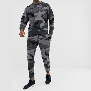Conjunto Deportivo de Camuflaje para Hombre, Sudadera de Cuello Redondo y Pantalones Deportivos con Bolsillos Laterales, Ropa Casual Transpirable, Estilo Otoñal - Product Image 1