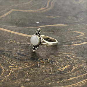 Natural <b>Moonstone</b> <b>Ring</b> Set Sterling Silver Elegant Design Band for Everyday Wear & Best Anniversary Gift Jewelry Accessories - Product Image 3