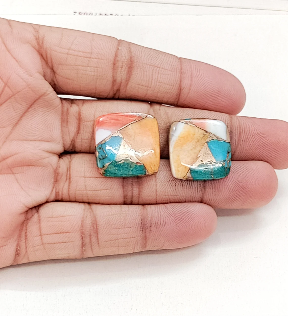 เช่นเดียวกับภาพ