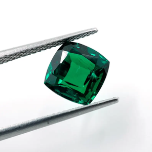 Esmeralda Zambiana Cultivada en Laboratorio, 2.80 Quilates, Corte Cojín Facetado, Gema de la Marca HAYAAT GEMS para Joyería - Product Image 2