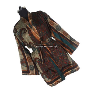 KS012 Kimono Corto de Seda Vintage para Mujer, Estampado Floral Colorido, Estilo Boho, para la Playa, Vacaciones, Salidas - Product Image 4