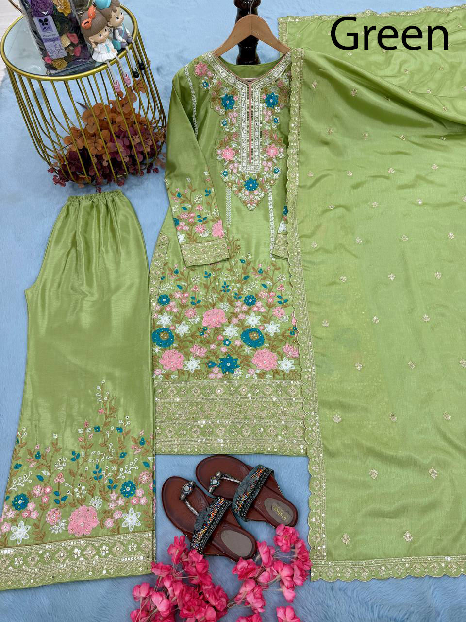 สีเขียว