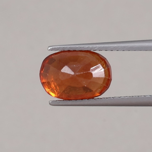 Vente en gros de pierres précieuses naturelles rouges Hessonite, 4,28 carats, taille ovale 12x7mm, 6mm, clair |   Fabrication de bijoux certifiée IGI d'excellente qualité - Product Image 3