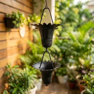 Ornement de jardin suspendu en métal, forme irrégulière, finition peinte, pour gouttière extérieure, chaîne de pluie - Product Image 5