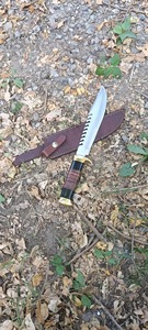 Cuchillo de caza Bowie de acero de Damasco hecho a mano Viking Art FH-104, hoja recta, mango de latón y madera, grado industrial, 15 pulgadas, OEM - Product Image 3