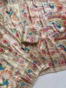 Sari en soie satinée pure, tissage jacquard, bordure paon, avec pallu riche - Product Image 2