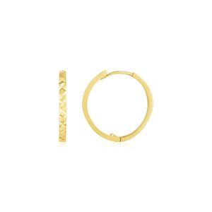 Pendientes de Aro Finos de Oro Amarillo de 14k con Corte de Diamante y Textura - Product Image 1