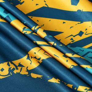 Conjunto de Uniforme de Fútbol Personalizado de Poliéster, Transpirable y de Secado Rápido, Camiseta y Pantalones Cortos de Fútbol, Talla Personalizada, Kits de Entrenamiento para Equipos OEM, Venta al Por Mayor - Product Image 6