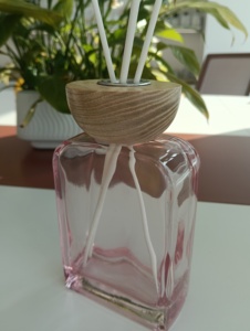 Difusor de Aromas con Varillas de 200 ml, Rojo, en Oferta, Perfume <span class=keywords><strong>para</strong></span> el Hogar, Fragancia, Aceite Aromático, Botella de Difusor de Aromas de Lujo con Caja de Regalo - Product Image 2