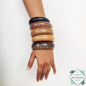 Bracelet en bois émaillé imprimé, poli, unisexe, pour soirée, vente chaude, dernier modèle personnalisé, motif diamant et lune, pour fournisseurs en gros - Product Image 3