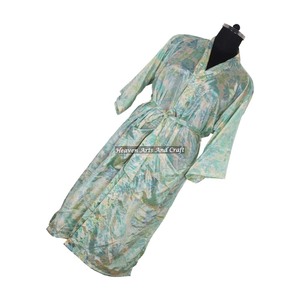 KL003 Beautiful Vintage Silk Sari Kimono Long Silk Handmade <b>Women</b> <b>Robes</b> Pockets Belt Summer Low Rise ODM - Product Image 5
