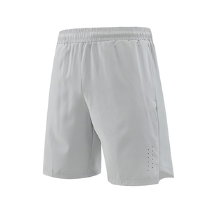 Shorts Bermuda pour homme en polyester noir à séchage rapide avec taille élastique et poches, style sport décontracté - Product Image 3