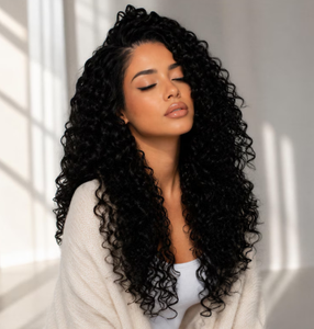 Perruque de cheveux humains naturels noirs de qualité supérieure, ondulée profonde, avec dentelle frontale HD, cuir chevelu pré-épilé, cheveux vierges authentiques - Product Image 1