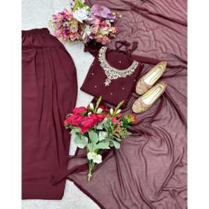 Top pantalon de soirée pour femmes designer Dupatta Set avec broderie Séquence Work - Product Image 5