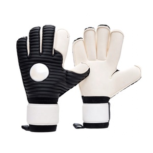 Gants de gardien de but sur mesure, design personnalisé, paume rembourrée, surface antidérapante texturée, tissu à séchage rapide. - Product Image 2