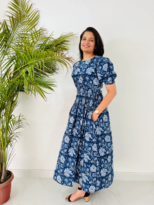 Robe longue décontractée en coton indien, imprimée à la main, à manches courtes, brodée de fleurs, pour femme, cadeau pour elle - Product Image 2