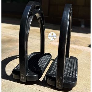 Estribos de Seguridad Flexibles de Hierro y Acero para Montar a Caballo, Accesorios Ecuestres para Mayor Seguridad y Comodidad, Alivio para las Articulaciones - Product Image 4