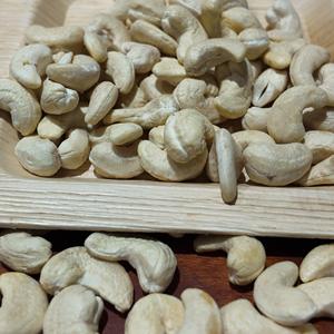 Núcleos de Anacardo Africanos W450 de Alto Estándar, 100% Naturales, Orgánicos y Frescos para Aplicaciones de Fabricación de Alimentos a Gran Escala - Product Image 4