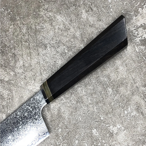 Couteau de chef professionnel artisanal en acier Damas avec manche ergonomique en résine, finition haute brillance, compatible lave-vaisselle - Product Image 5