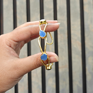 กำไลข้อมือแบบปรับได้ชุบทอง 18k ประดับด้วยพลอยแคลซิโดนีทรงเช็คเกอร์คัท รูปทรงหลากหลาย ประดับพลอยบริโอเลตแบบฝังขอบ ด้านหลังเปิด - Product Image 4
