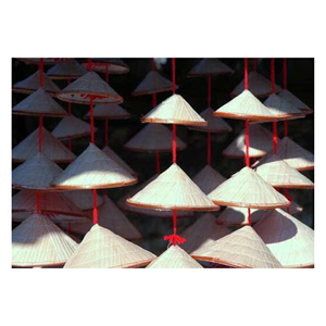 Chapeau conique en bambou fait main, style rustique traditionnel - Product Image 3