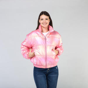 Chaqueta Acolchada Rosa Brillante Personalizada, Corte Holgado, Abrigo de Invierno Cálido y Moderno para Mujer - Product Image 6