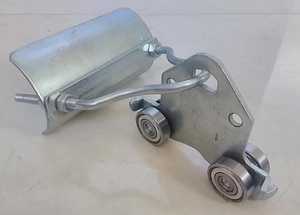 รถเข็นสายเคเบิลสแตนเลสสีเงิน CMK MAKE HC3032 ระบบราง C พร้อมคลิปสำหรับอุปกรณ์เสริมสายไฟฟ้าเหนือศีรษะ - Product Image 2