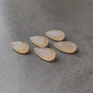 Pierre précieuse calibrée en calcite naturelle facettée en forme de goutte d'eau de qualité AAA+ pour la fabrication de bijoux - Product Image 5