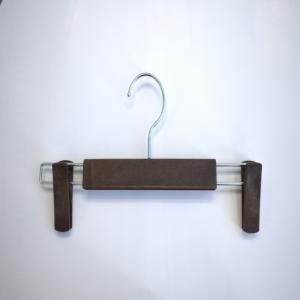 Percha para Pantalones y Faldas Bio Coffee P742 Hecha de Bio-Café de Alta Calidad para Exhibición en Tiendas, Pantalones Vaqueros, Hecho en Vietnam - Product Image 2