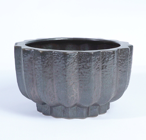Vase de table minimaliste en céramique Agung Keramik, gris anthracite, glaçure mate, 100 % fait main, modèle A-822, largeur 4-8 pouces - Product Image 1