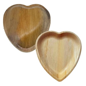 Nuevos Platos Elegantes Biodegradables en Forma de Corazón de Hoja de Palma para Aperitivos y Bocadillos, Platos de 8 Pulgadas para Hoteles y Restaurantes 2026 - Product Image 1