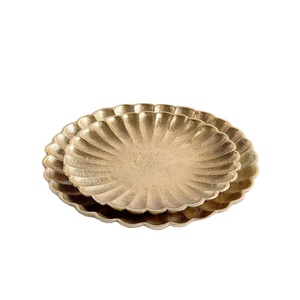 Round Trays & Dishes <b>Shell</b> Design Antique Plates Fruits Cookie Snacks Serving Decorative Trays Wedding Table Decor Hot Sell - Product Image 1