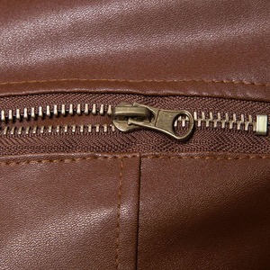 Veste de moto en cuir marron pour homme, col zippé, coupe ajustée, pour l'automne - Product Image 4
