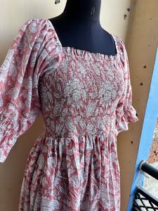 Robe longue en coton indien imprimée à la main, col carré, robe longue décontractée pour femmes - Product Image 5