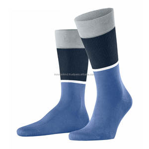 Chaussettes pour hommes à bas prix de couleur unie douce à vendre/2025 Nouvelle arrivée Chaussettes d'hiver en bon matériel - Product Image 1