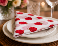 Ensemble de serviettes de table imprimées modernes faites à la main en coton 100% |   Serviettes en tissu doux réutilisables à imprimé fraises pour les dîners de mariage