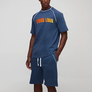 Ensemble de shorts et t-shirts streetwear imprimés délavés à l'acide pour hommes, style vintage - Product Image 1