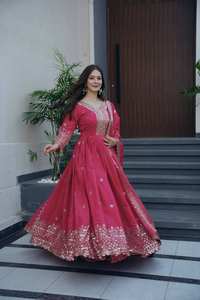 Traje Anarkali de seda brillante de diseñador, con bordado y lentejuelas, dupatta de 2.20 metros, completamente cosido, vestido de fiesta, venta al por mayor. - Product Image 5