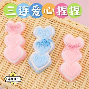 Juguete de descompresión creativo con forma de corazón, de goma suave, para aliviar el estrés, con diseño de Caperucita Roja, juguete de descompresión de la misma presión. - Product Image 2