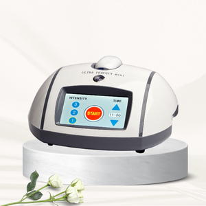 Herramienta de Acondicionamiento Micro-Sónico Avanzada ULTRAPERFECTmini para una Piel Radiante y Suave - Product Image 1