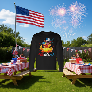 T-shirt a maniche lunghe Firequacker Rubber Duck, design patriottico del 4 luglio, girocollo unisex per adulti, stampa digitale - Product Image 2
