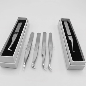 Pince à épiler RMI Silver Shin pour cils, avec poignée à motif étoile et emballage en boîte blanche/noire, ensemble de pinces à épiler - Product Image 6
