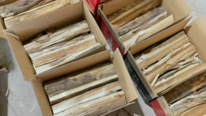 Vietnam Eucalyptus Firewood <b>Logs</b> Kiln Dried Uniform Size Low Smoke Bulk Packaging <b>For</b> <b>Fireplace</b> Stove And Boiler - Product Image 5