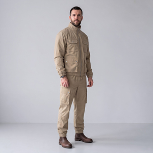 Chándal de nailon para hombre, moderno, hecho con material de primera calidad, ofrece un ajuste cómodo y una sensación ligera, chándal de nailon para hombre para fitness - Product Image 2