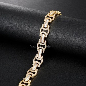 Collar Unisex de Plata de Ley 925, Chapado en Oro de 14MM, 45CM (18 Pulgadas), Acabado Pulido, Estilo Hip Hop Urbano, Cadena Cubana con Moissanita - Product Image 2