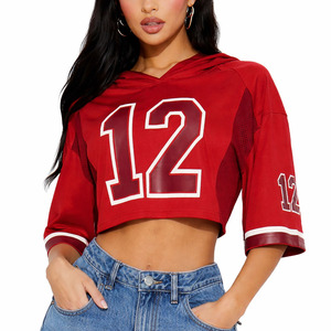 Camiseta Deportiva Personalizada para Mujer, Estilo Jersey de Fútbol Americano Rojo, Corta, con Capucha, Manga Corta, Sublimación, Impresión de Número, Proveedor de Ropa Urbana - Product Image 3