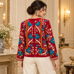 Veste en velours rouge pour femmes, brodée de fleurs |   Vêtement d'extérieur ethnique bohème à manches longues, col rond et motifs colorés - Product Image 3