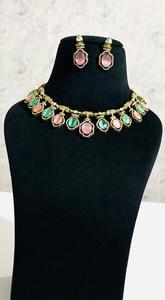 Conjunto de Collar Gargantilla con Piedra Ovalada Rosa y Verde con Pendientes a Juego, Joyería de Moda Chapada en Oro para Mujer, para Bodas y Fiestas - Product Image 5