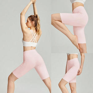 Shorts de yoga taille haute respirants pour femmes, légers et extensibles, à motifs personnalisés, pour l'entraînement et le marché de détail – Collection été - Product Image 6